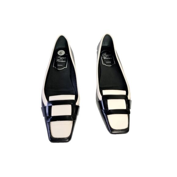 Roger Vivier  - Picture 2 of 11